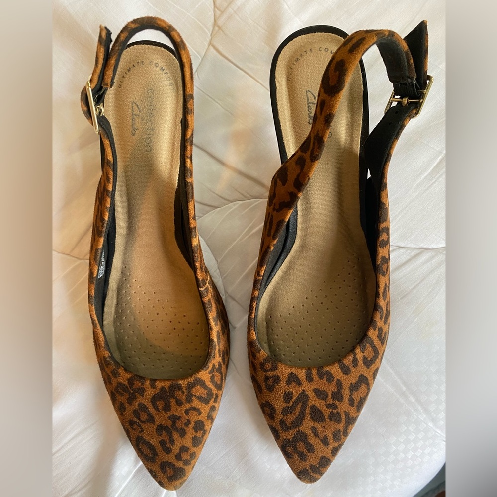 Clarks leopard print sling back heels